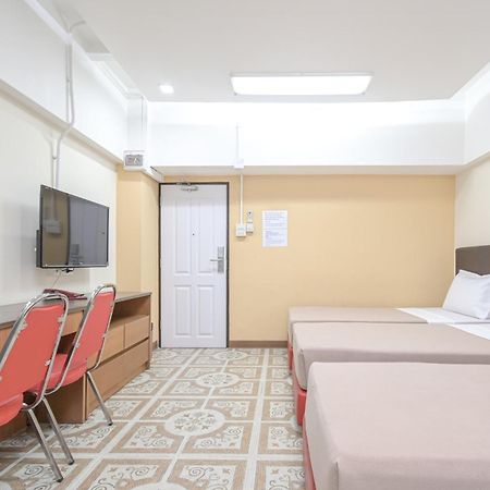 Ac Habitat Bangkok Aparthotel Buitenkant foto