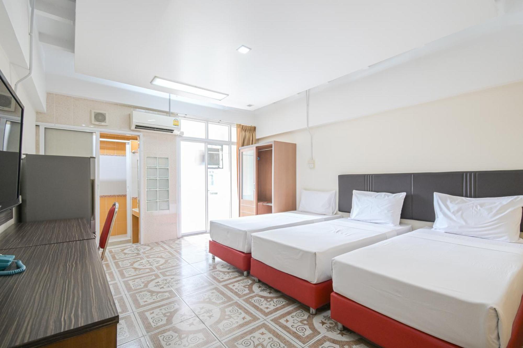 Ac Habitat Bangkok Aparthotel Buitenkant foto
